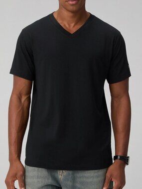 FABLETICS The 24-7 V-Neck Tee  Men's Black T-Shirt  - Large